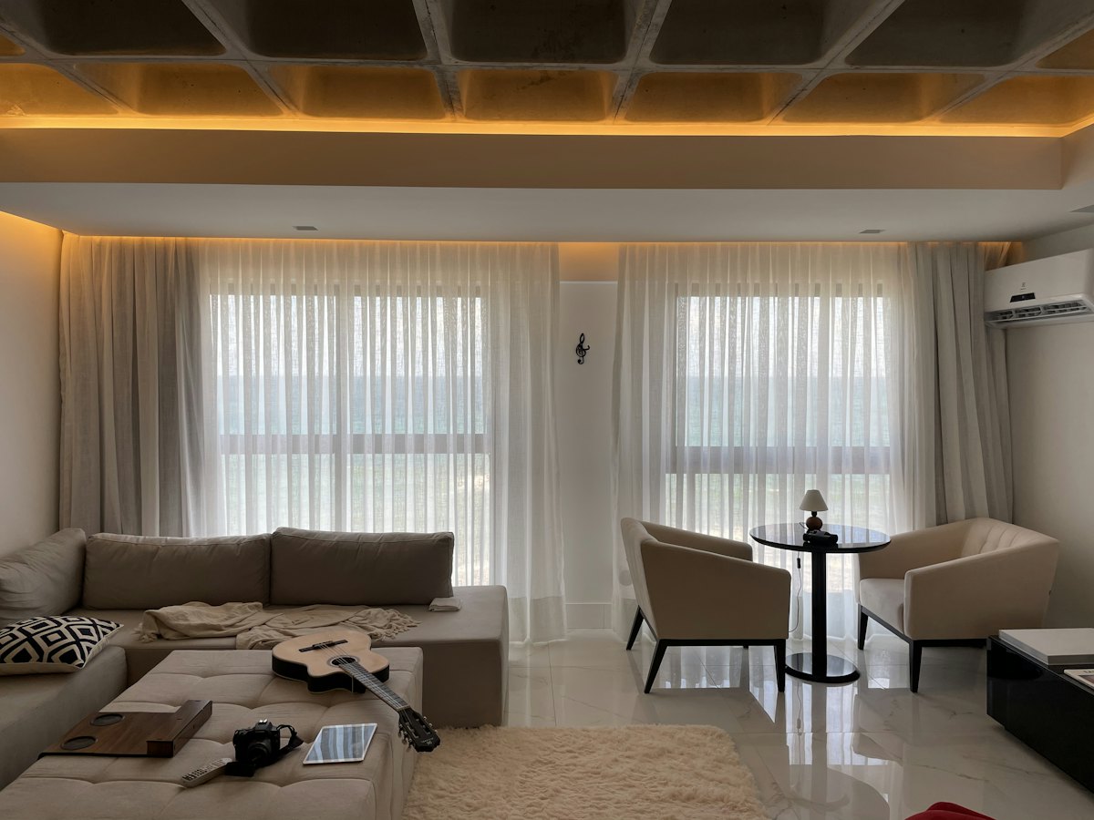 Cho thuê căn hộ 1 phòng ngủ 45m² full đồ Hồng Tiến, Long Biên